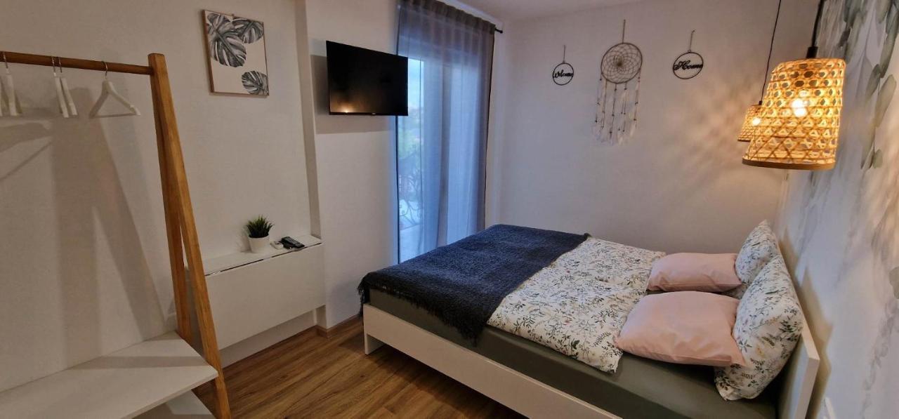 Hotel Samarin Črnomelj Εξωτερικό φωτογραφία