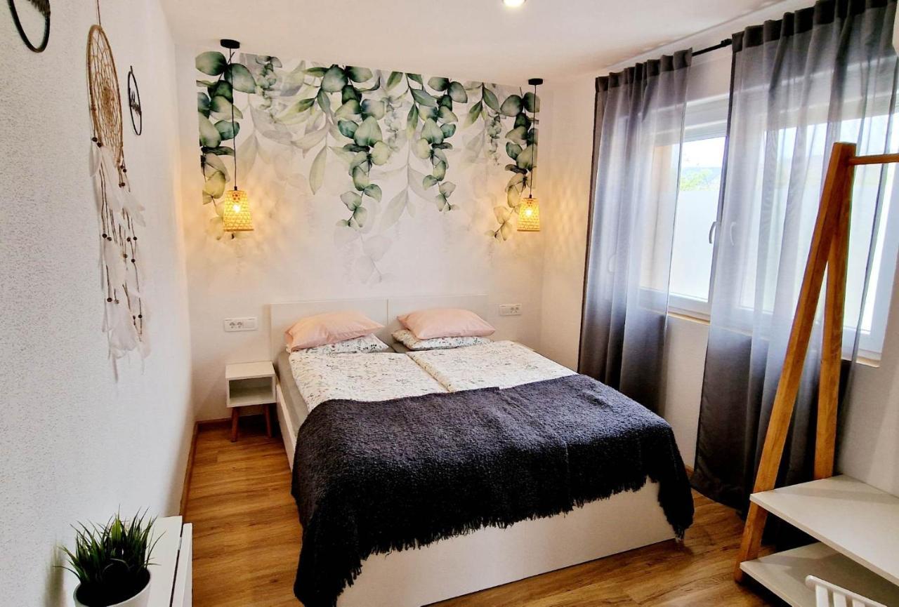 Hotel Samarin Črnomelj Εξωτερικό φωτογραφία
