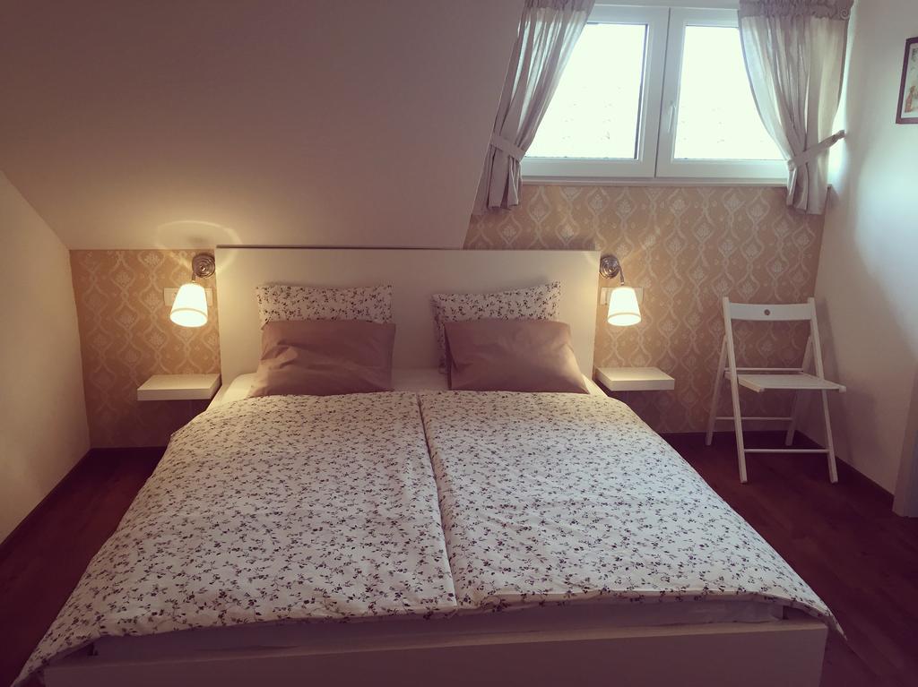 Hotel Samarin Črnomelj Εξωτερικό φωτογραφία